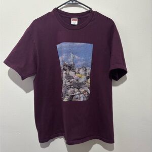 Supreme Shirt Size Medium